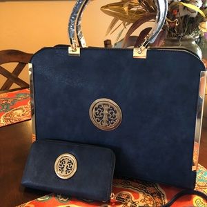 shoulder purse with matching wristlet wallet